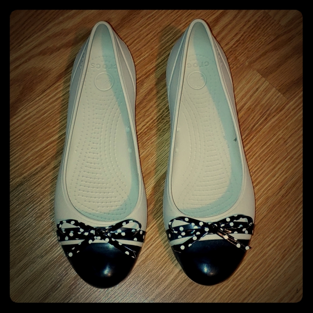 Crocs flats size 9